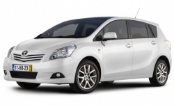 2D коврики EVA в салон и багажник  на Toyota Verso I (2009-2012)